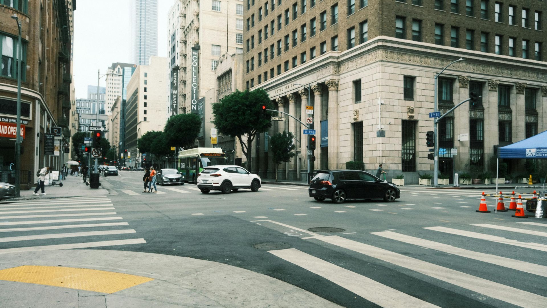 Why Hire a Phoenix Intersection Car Accident Lawyer From Desert Star Law