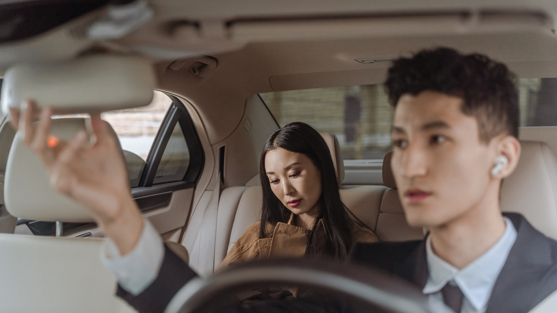 Woman’s Terrifying Phoenix Uber Ride Shows Driver Almost Crash Multiple Times