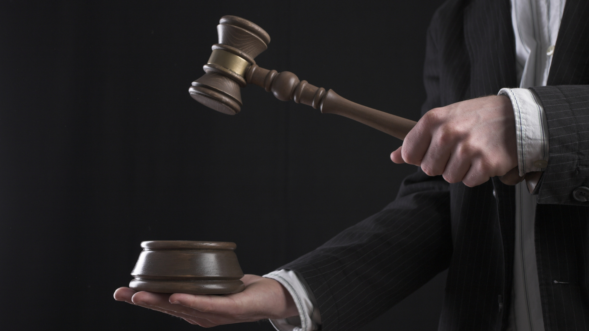 Surprise Pedestrian Accident Involving Officer, Suspect in Foot Chase Turns Fatal