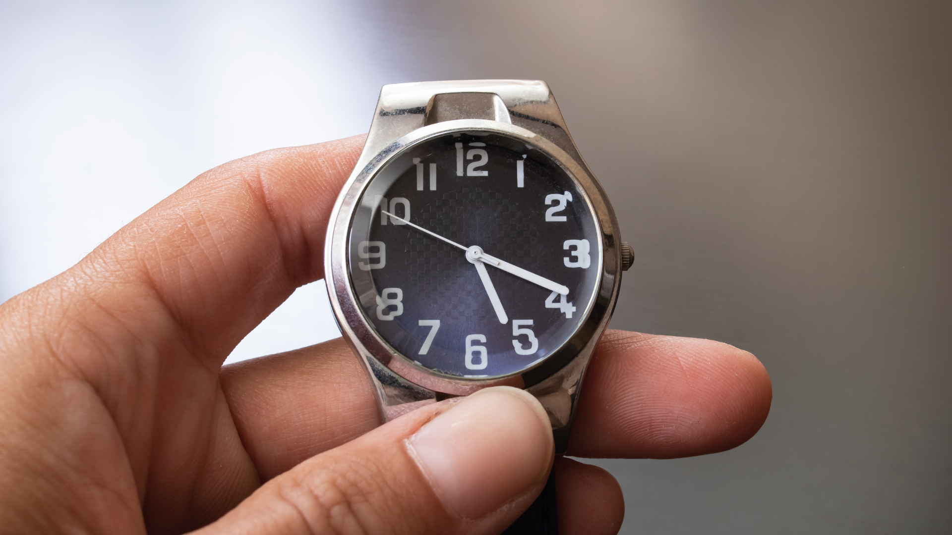 How Long You Have to File a Claim After a Multi-Car Mesa Intersection Crash